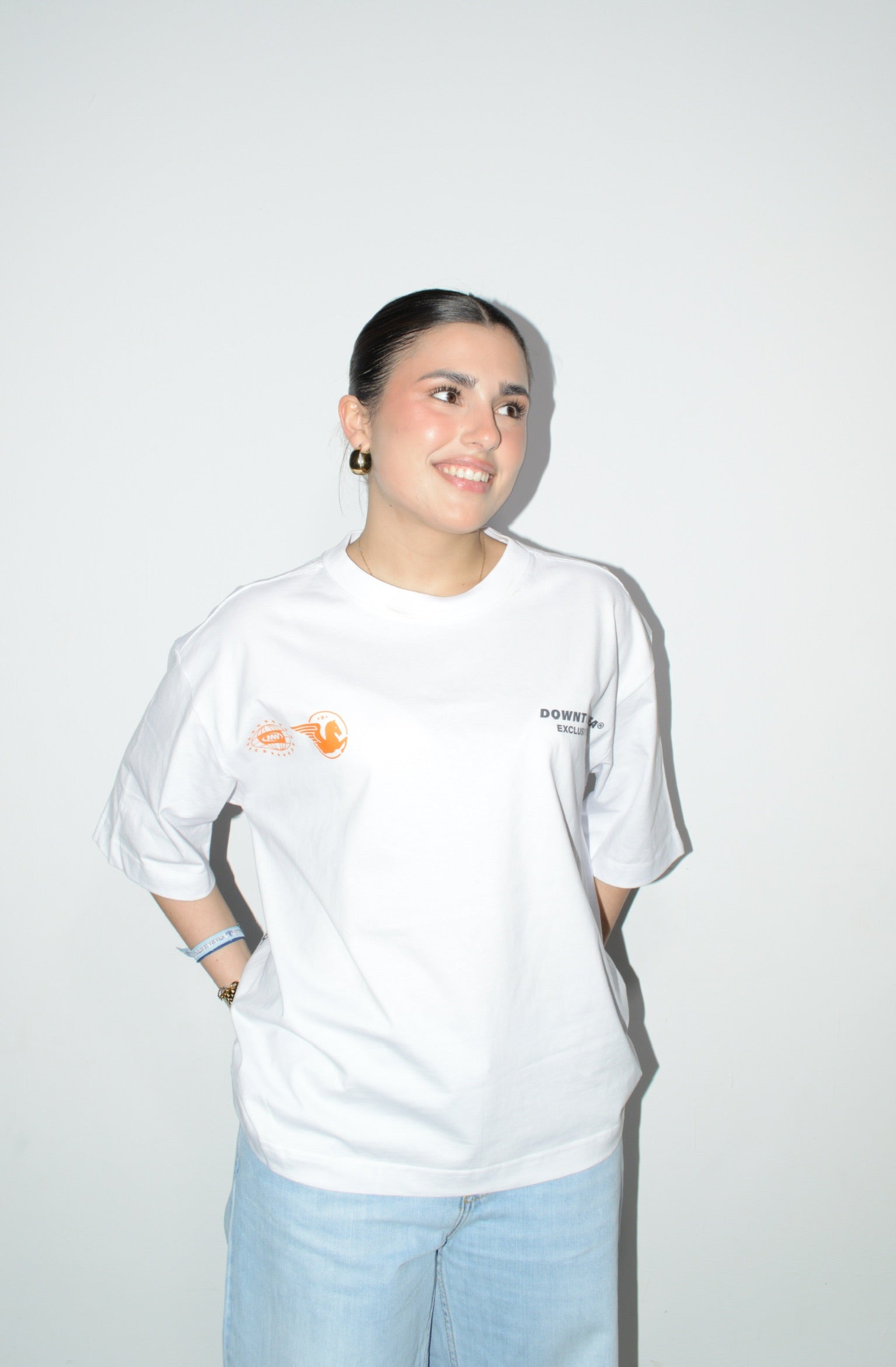 WHITE "EXCLUSIVE SOCIETY 1.1" T-SHIRT