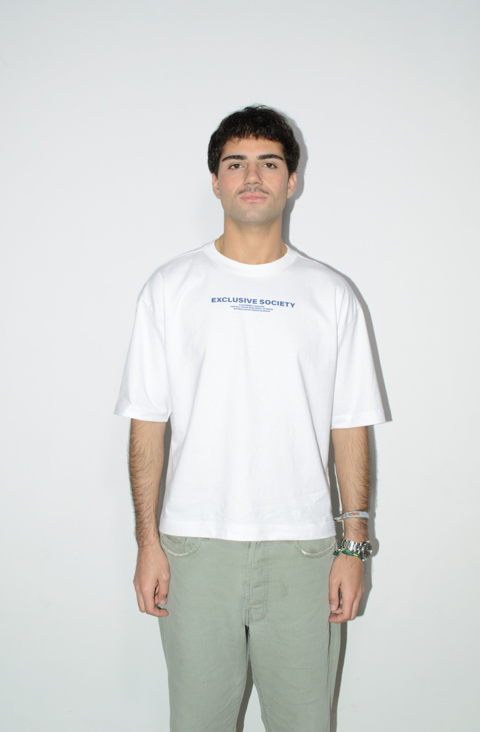 WHITE "EXCLUSIVE SOCIETY 2.1" T-SHIRT