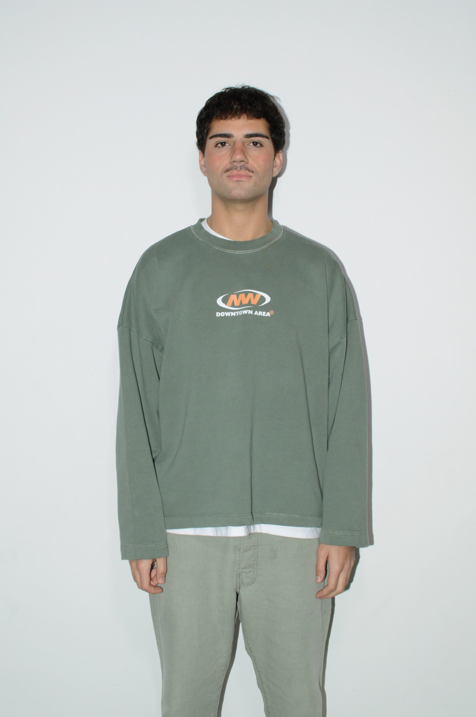 GREEN "DWTW" CREWNECK