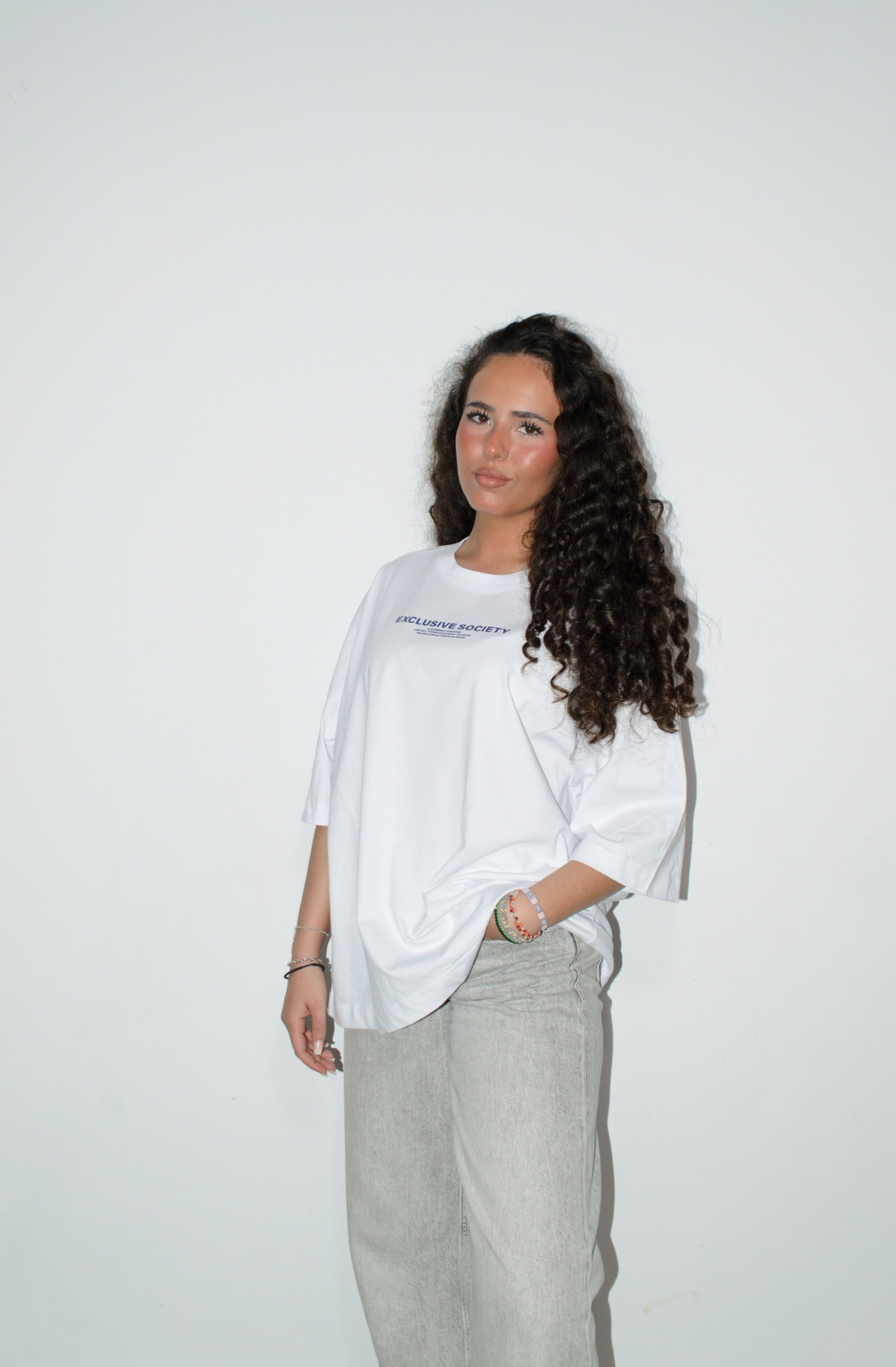 WHITE "EXCLUSIVE SOCIETY 2.1" T-SHIRT