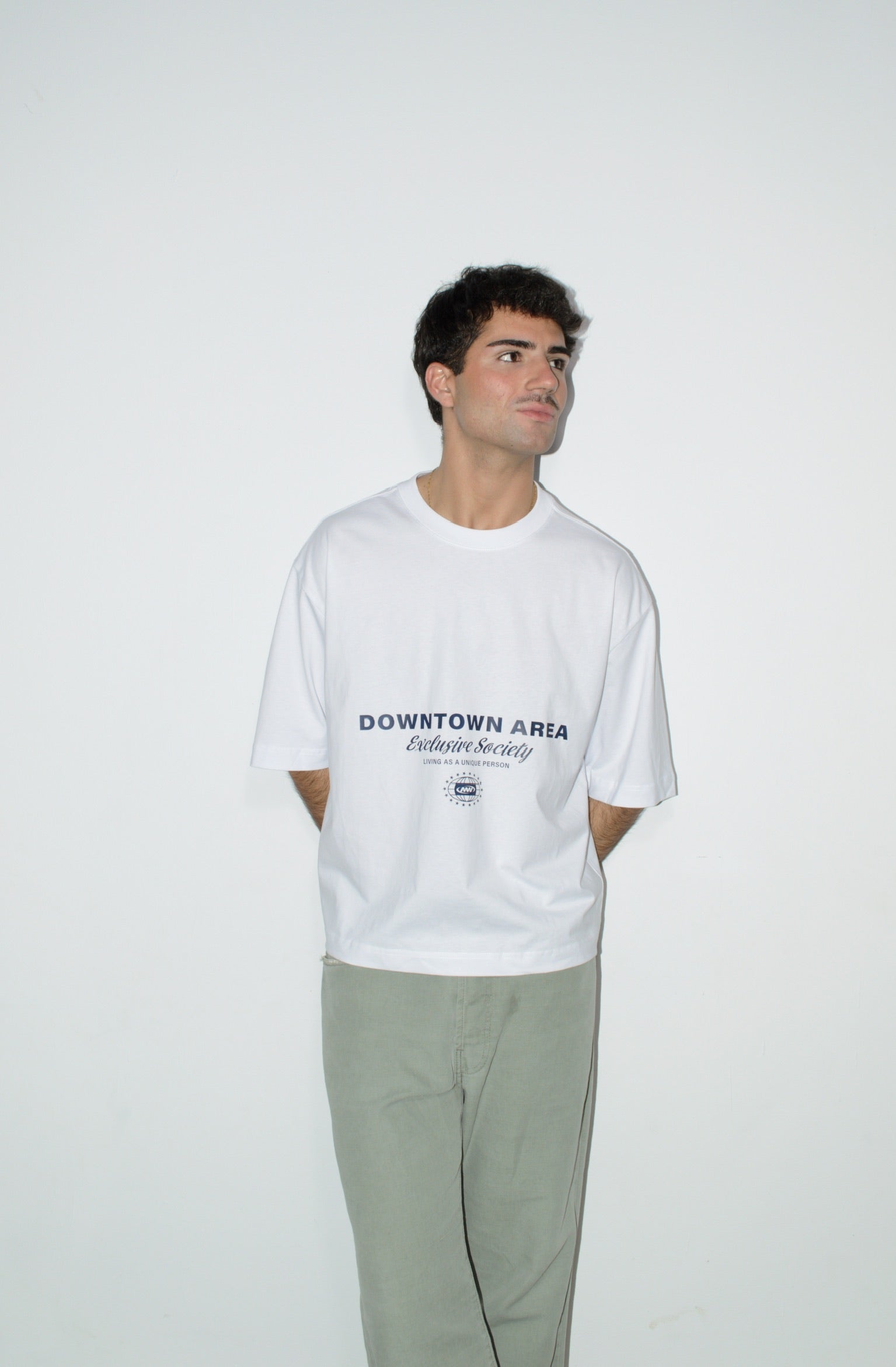 WHITE "EXCLUSIVE SOCIETY 3.1" T-SHIRT