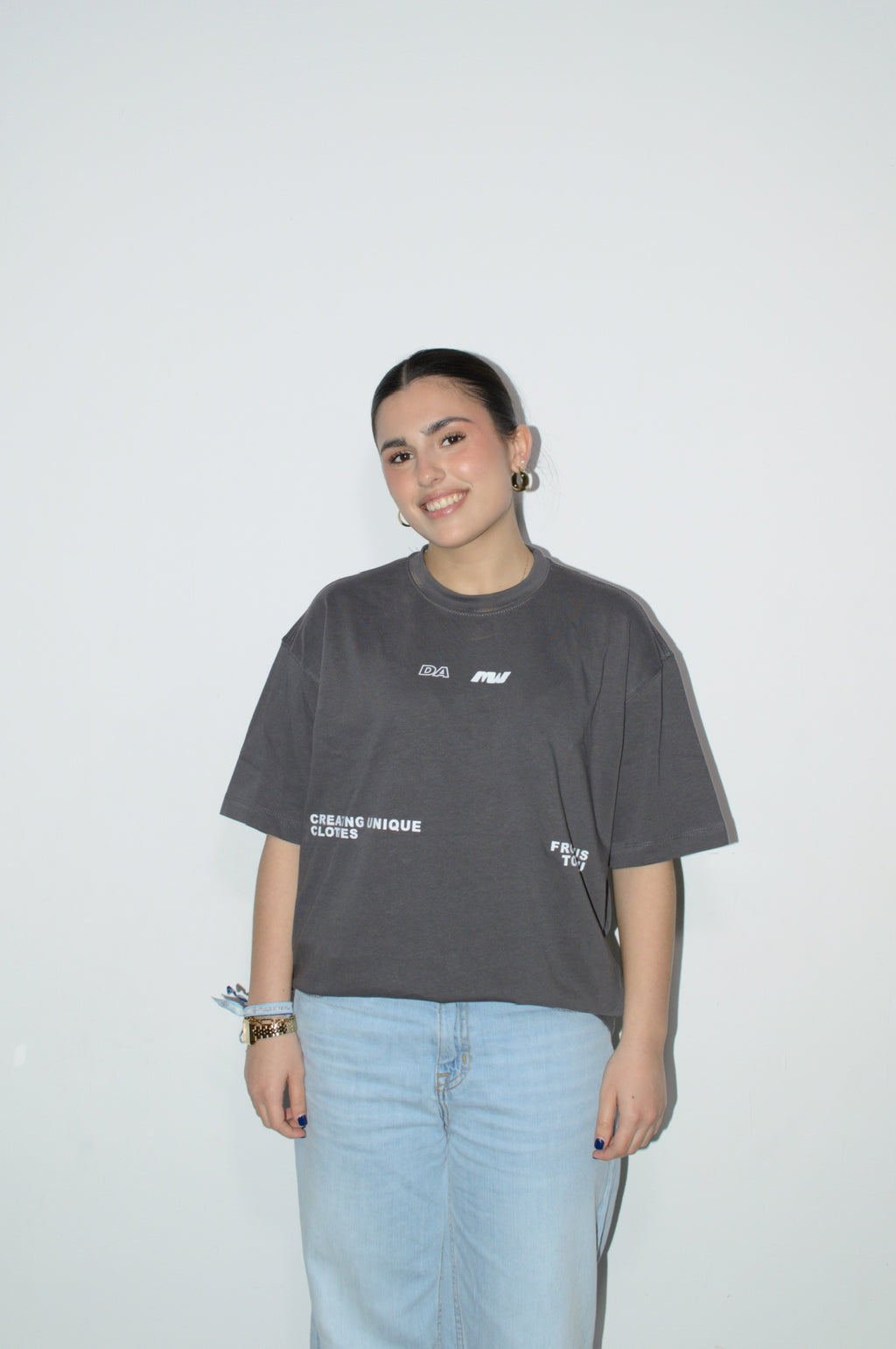 GREY "EXCLUSIVITY" T-SHIRT