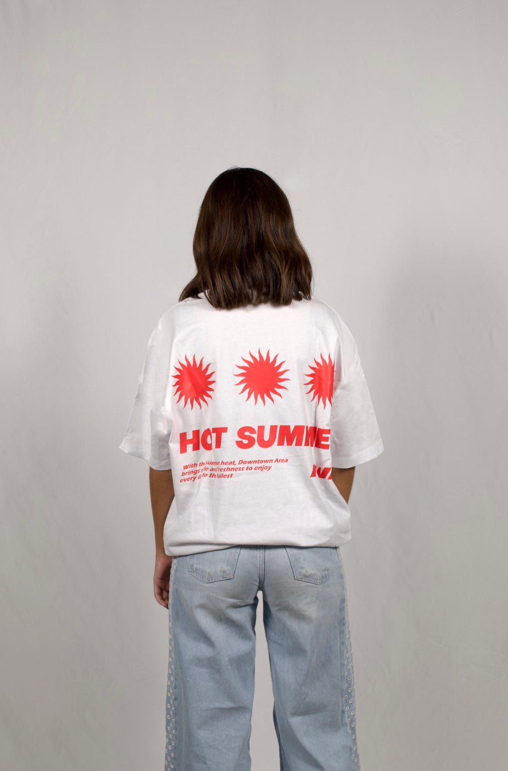 WHITE "HOT SUMMER" T-SHIRT
