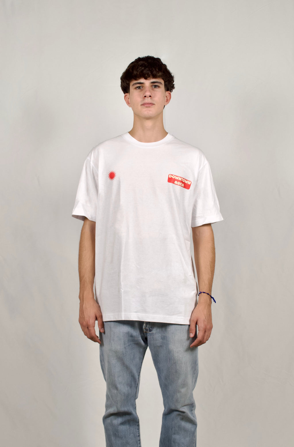 WHITE "AN ETERNAL SUMMER" T-SHIRT